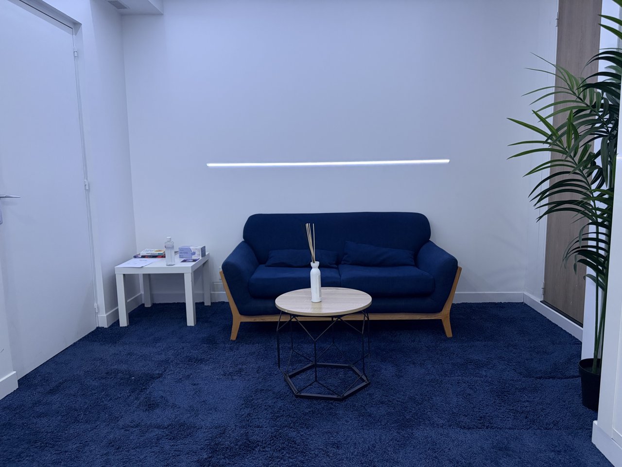 Salon d'écoute — angle 2